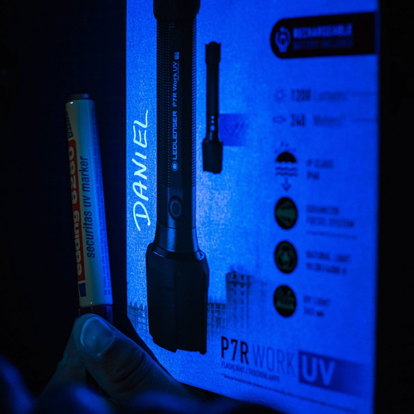 P7R Work UV Torch