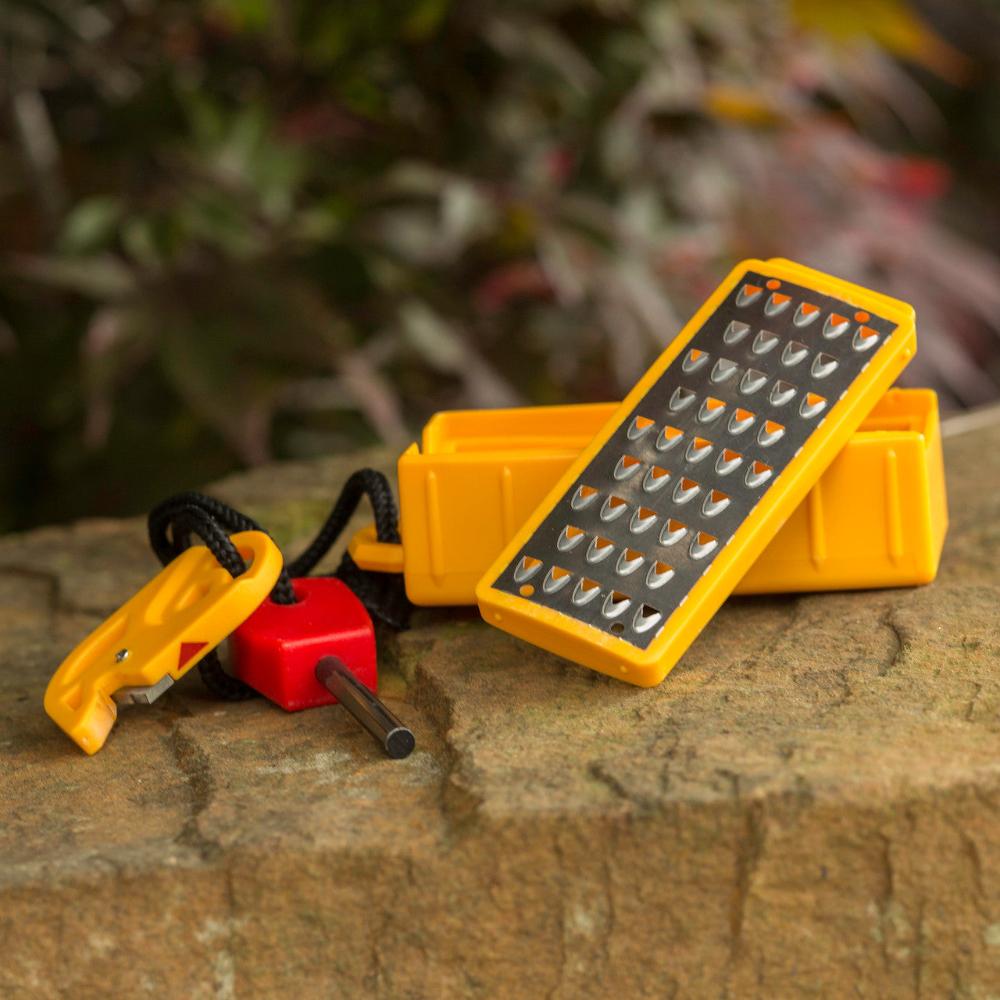 Pack Pal Tinder Maker with Fire Starter