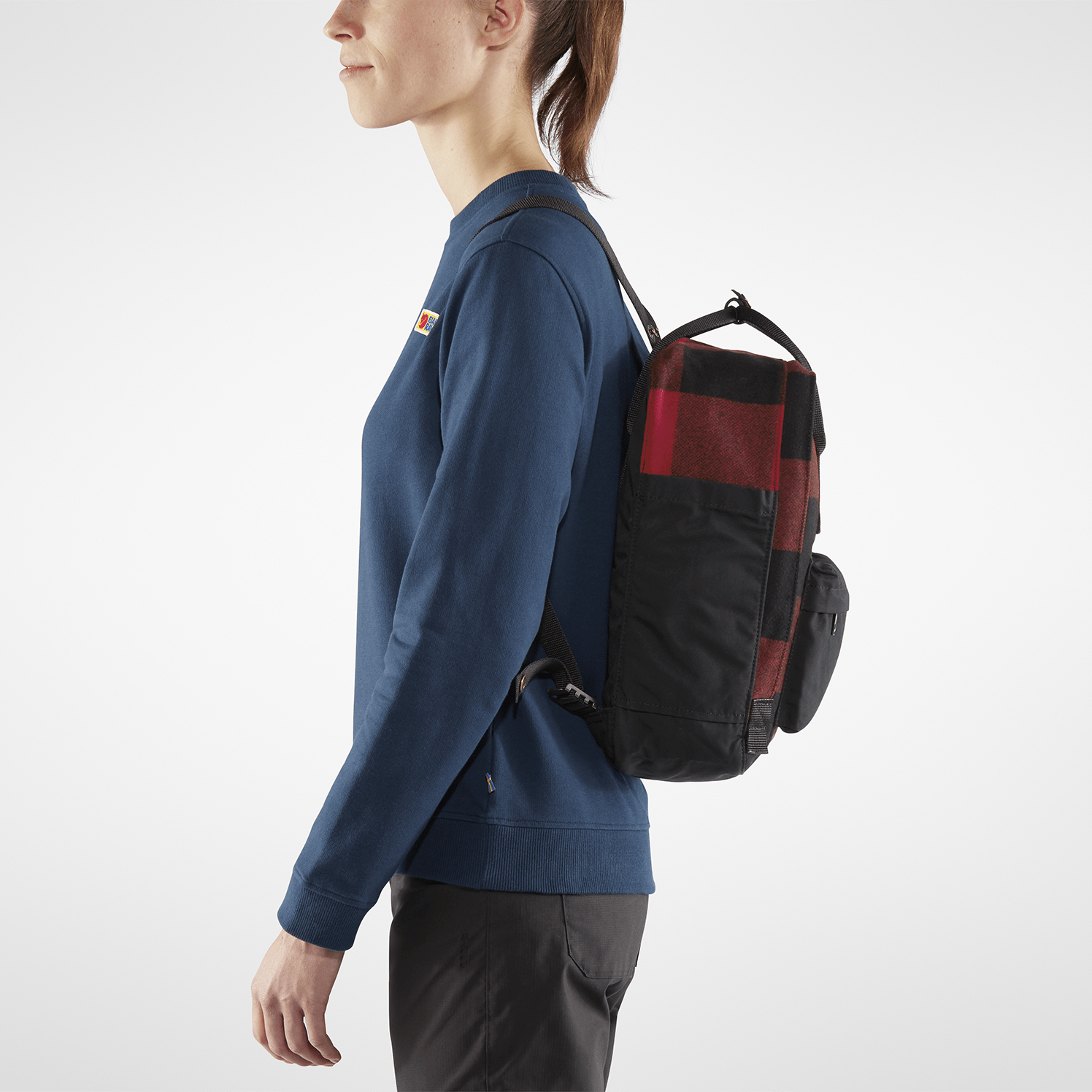 320-550 - Red-Black