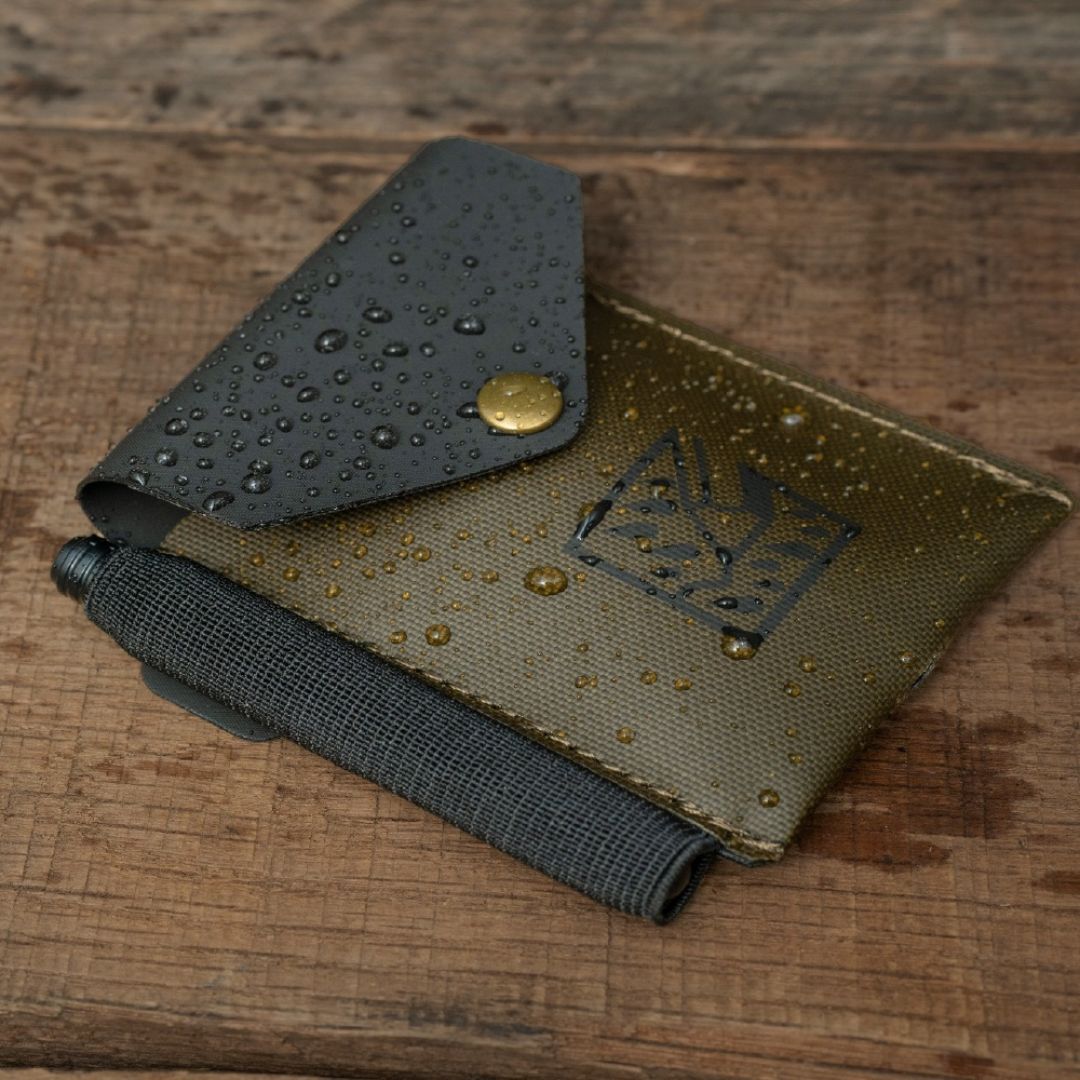 Monsoon Horizon Wallet - Dark Green