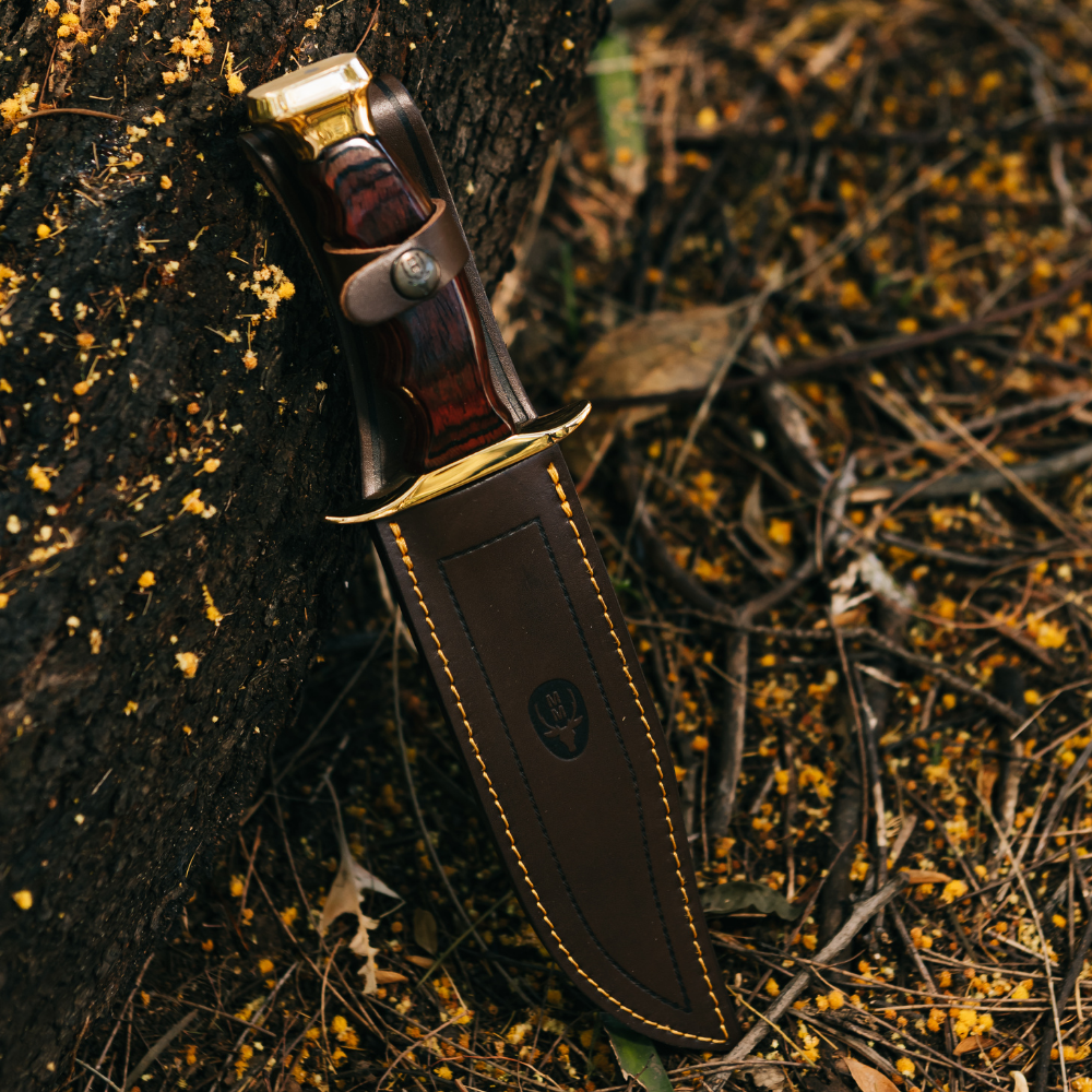 Bowie - Coral Wood Handle Knife