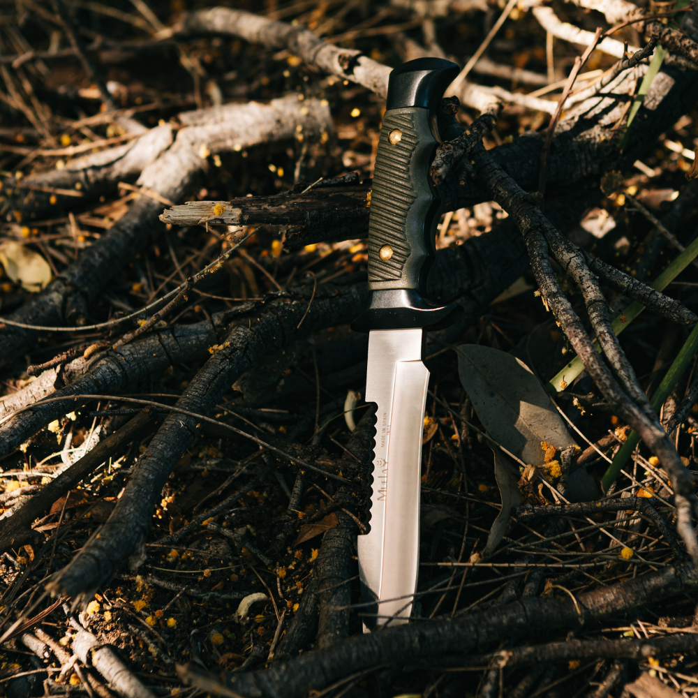 Military Knife - Green Handle