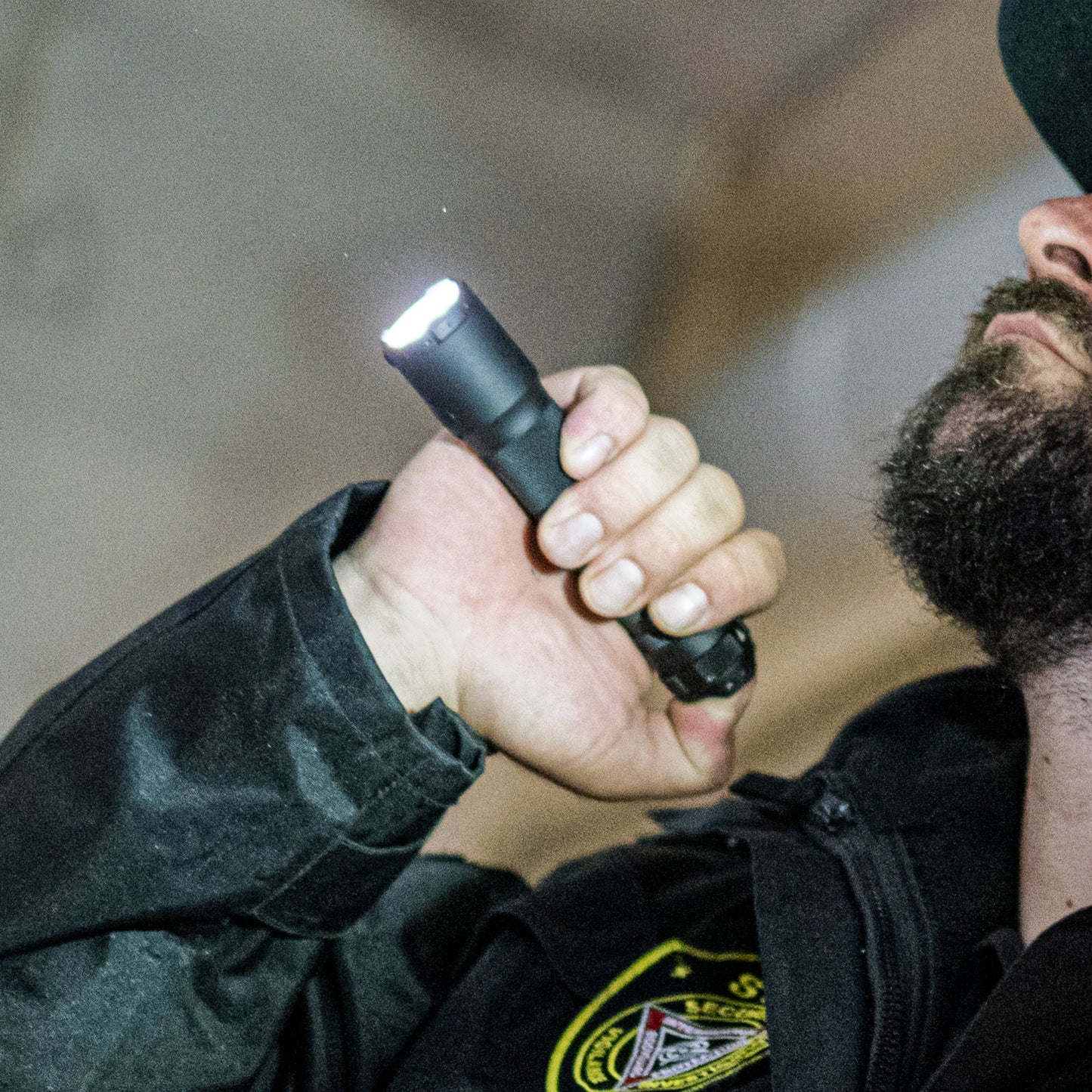 TAC6R Tactical Rechargeable Torch