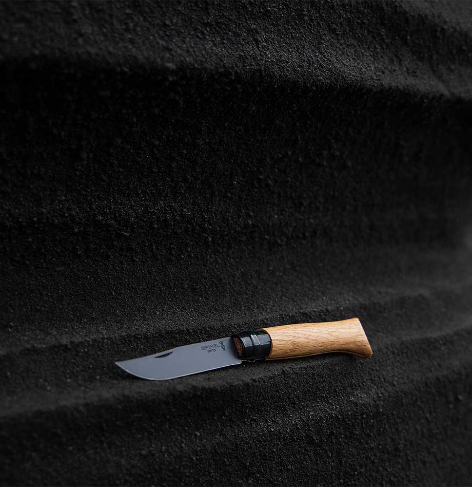 N°08 Limited Edition Black Oak Folding Knife + Wooden Gift Box
